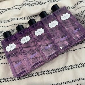 Victoria Secret tease rebel fine fragrance mist